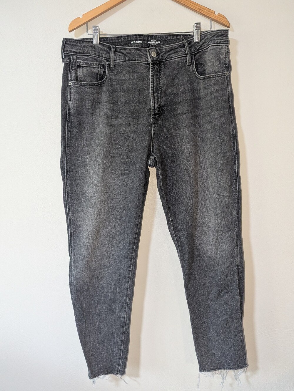 16 Old Navy High Rise Vintage Slim Black Raw Hem Jeans